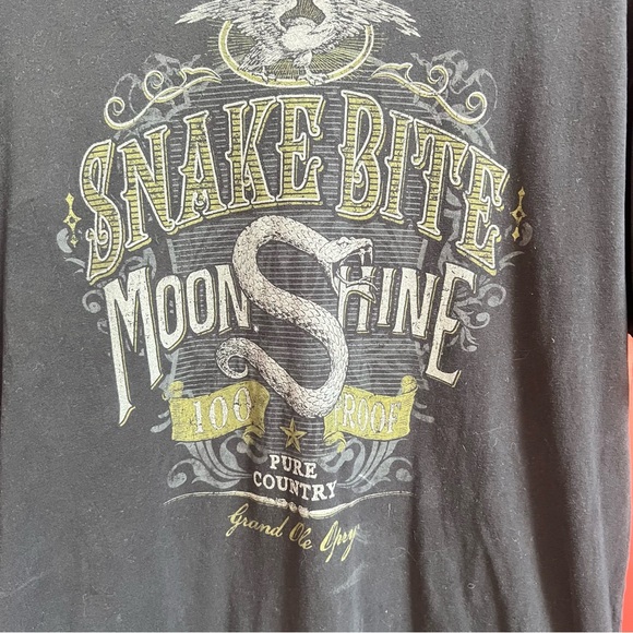 Grand Ole Opry Snake Bite Moonshine Graphic Tee! - Picture 2 of 6